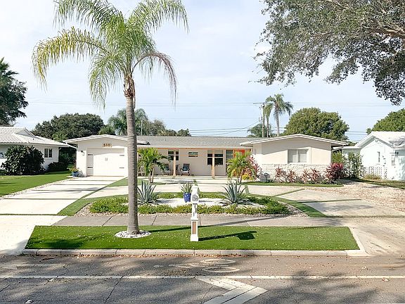 (Front of House)