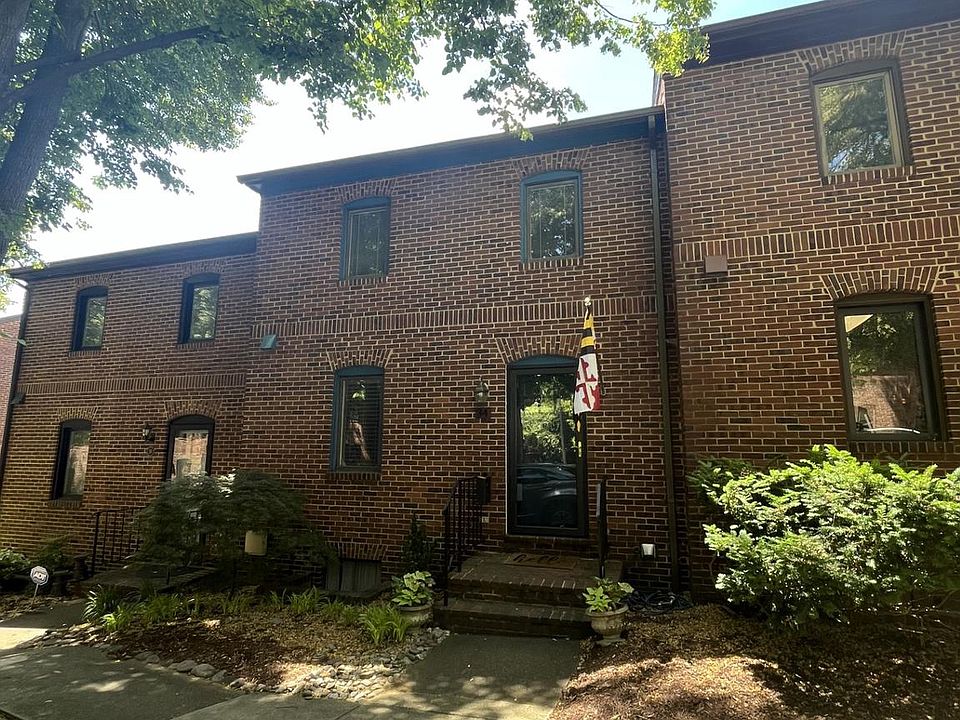 1st image of 34 City Gate Ln
