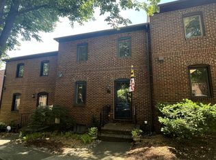 34 City Gate Ln, Annapolis, MD 21401