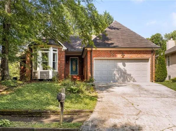 3784 Market Cres, Clarkston, GA 30021