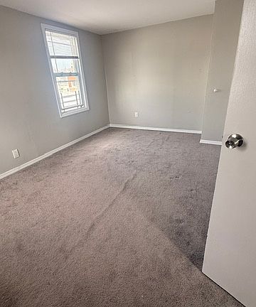 4th image of 10109 97th Ave Floor 2