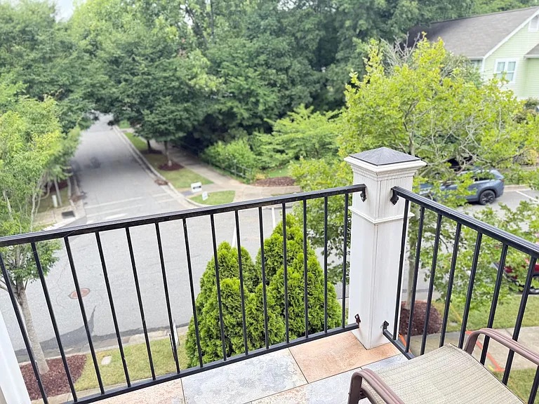 421 Spring St #103 — Photo 15