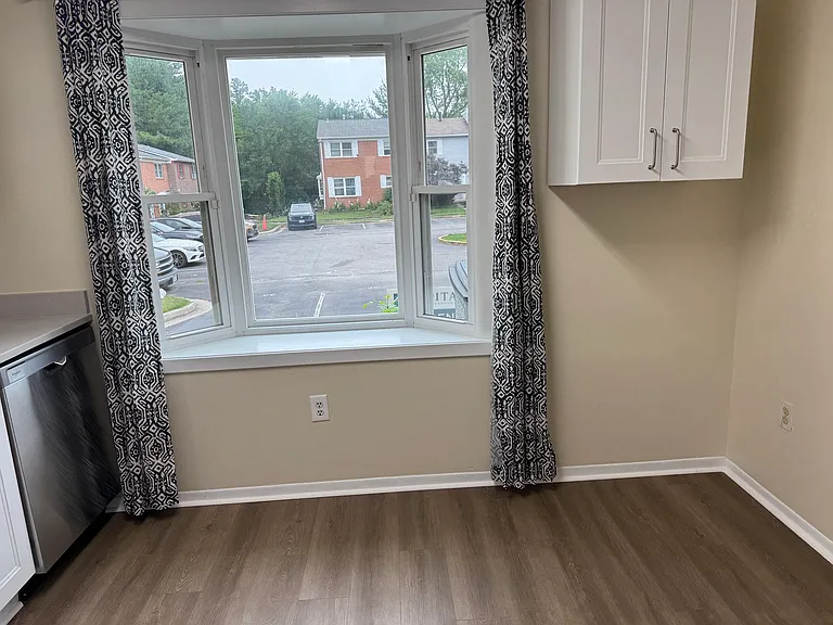 14648 Balsam St — Photo 36