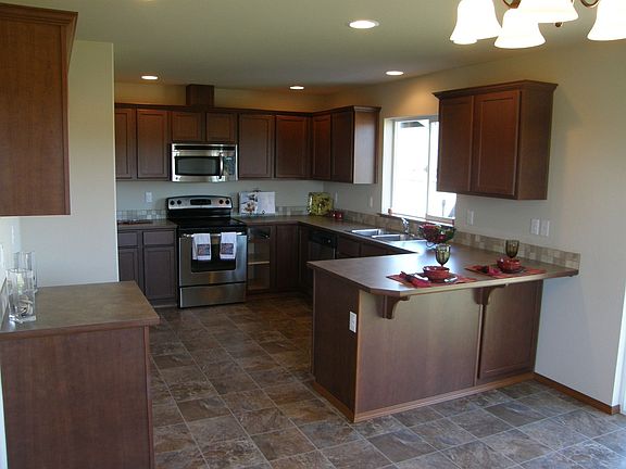 2nd image of 14910 Mountain View Ct