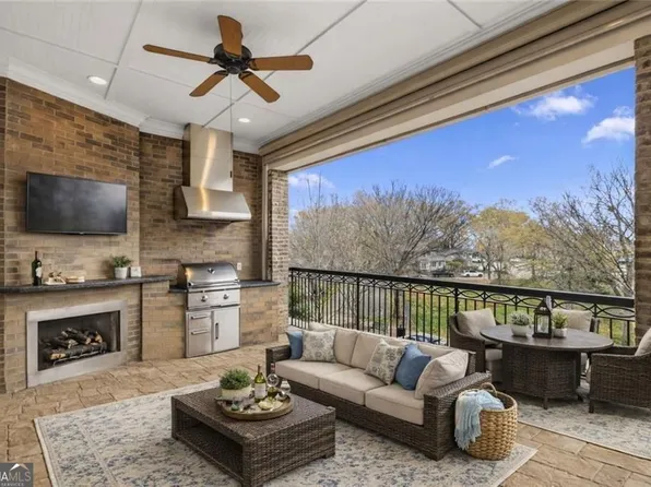 50 Canton St Unit 202, Alpharetta, GA 30009