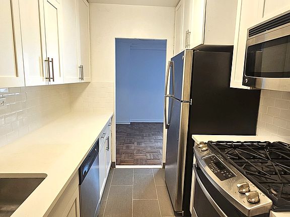 5th image of 444 E 82nd St APT 8J