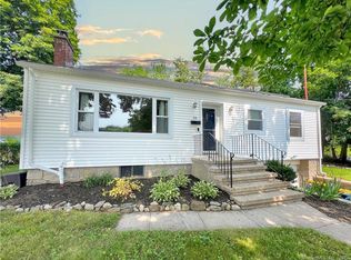 53 Morningside Dr, Ansonia, CT 06401