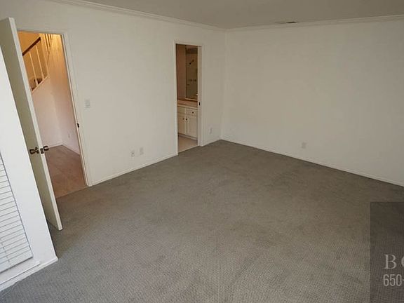 5th image of 2452 Sharon Oaks Dr #1