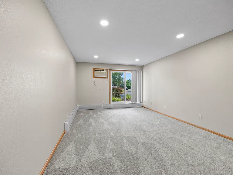 3420 Golfview Dr #123 — Photo 12