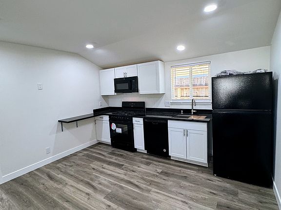 2nd image of 467 S Buena Vista Ave APT 16