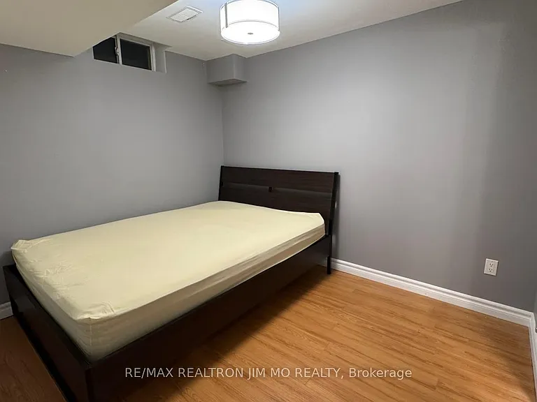 50 Reginald Cres #BASEMENT — Photo 9