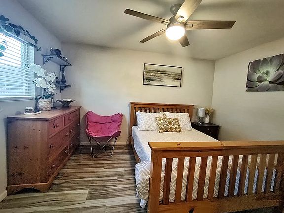 3rd image of 8010 N La Oesta Ave