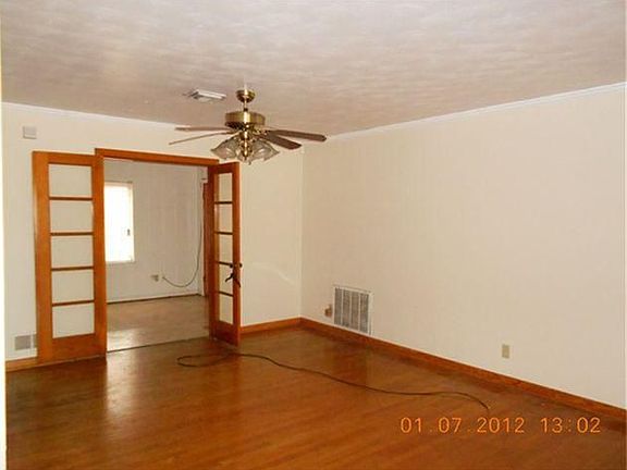 4th image of 5109 Live Oak Dr