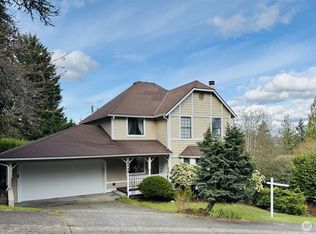 16444 SE 39th Pl, Bellevue, WA