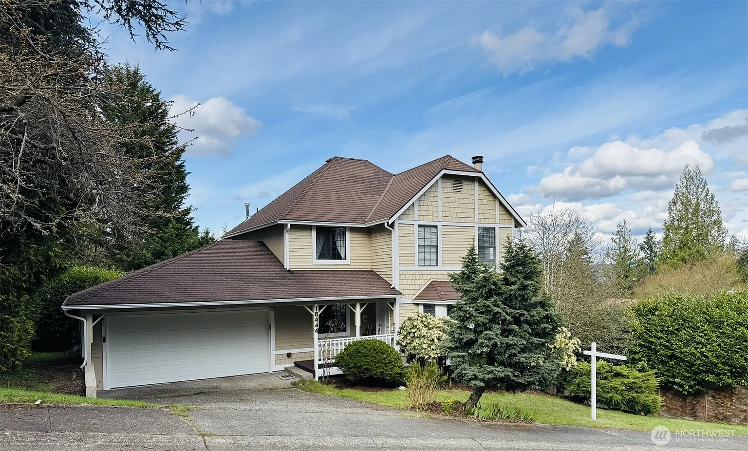 16444 SE 39th Place photo 1
