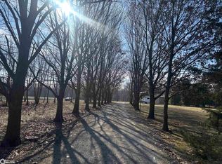 26876 180th St, Keosauqua, IA 52565