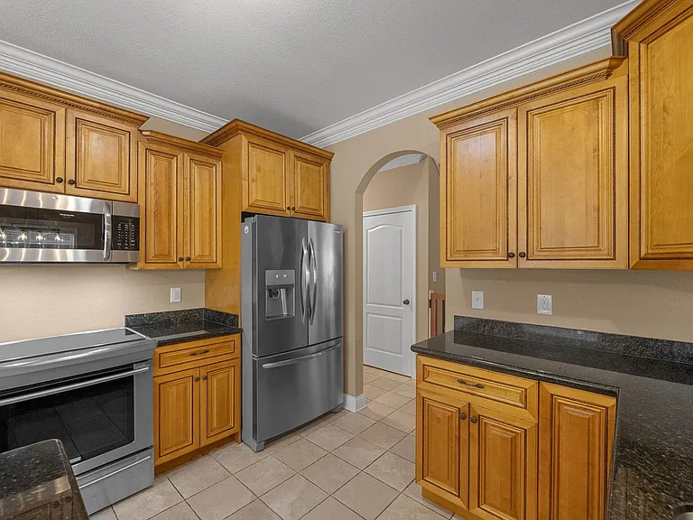 268 Turnberry Cir — Photo 17