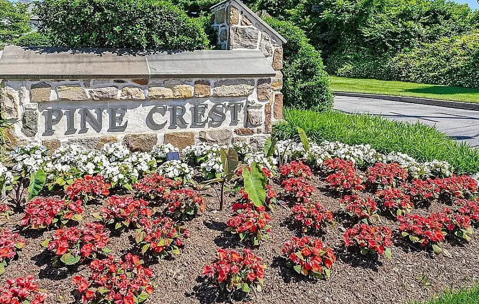 152 Pinecrest Ln