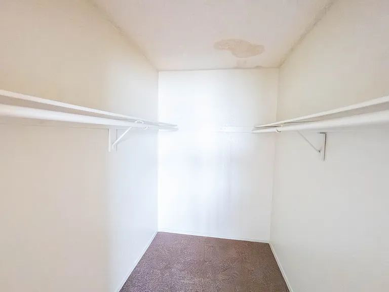 14110 Kornblum Ave #9 — Photo 6