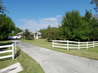4330 River Grove Ln, Fort Myers, FL 33905