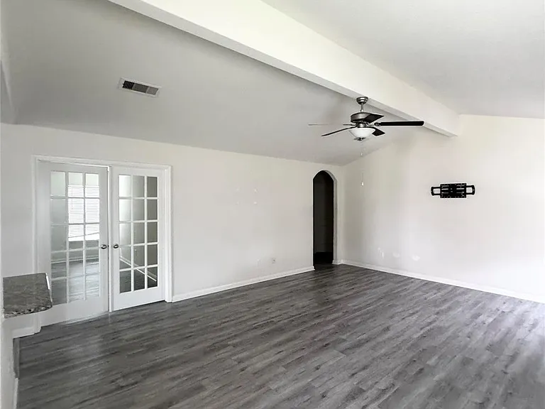 329 Lone Mountain Dr — Photo 8