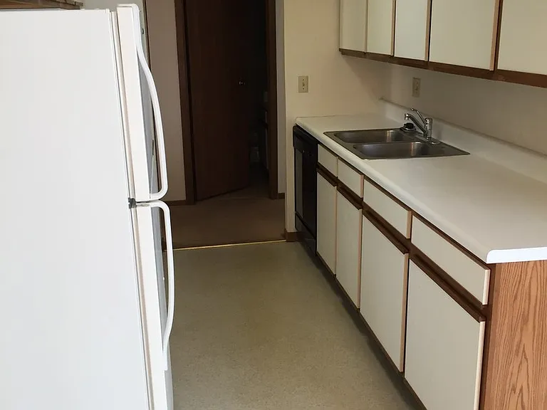 200 N Garfield Ave — Photo 30