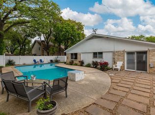 3056 Old Orchard Ln, Bedford, TX 76021