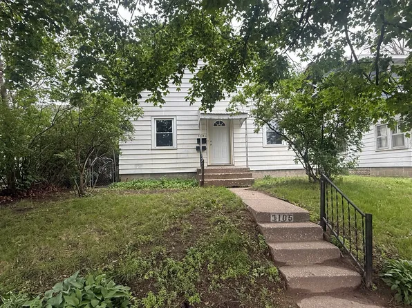 3105 9 1/2 St, Rock Island, IL 61201