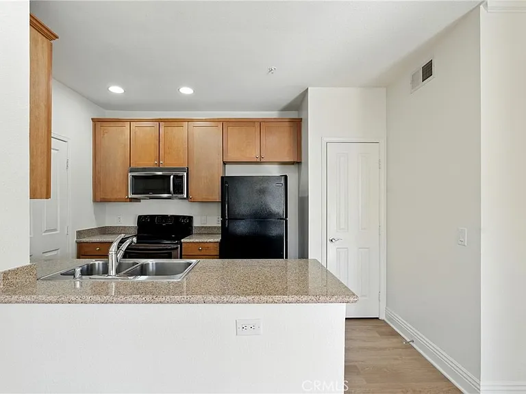 22681 Oakgrove #225 — Photo 8