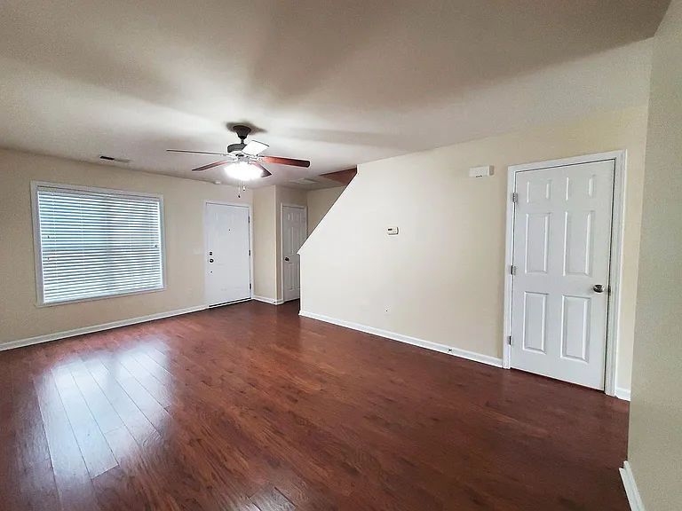 3715 Spanish Peak Dr — Photo 3