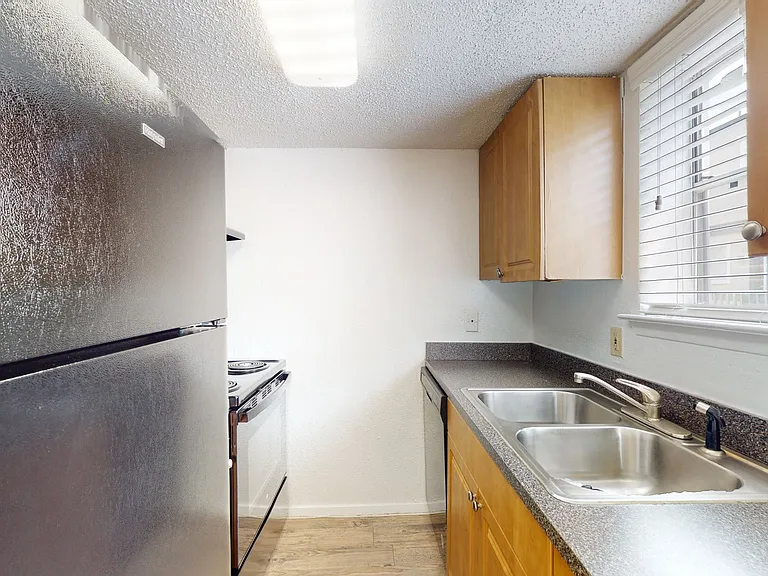 Addison Apartments at the Park — Photo 153