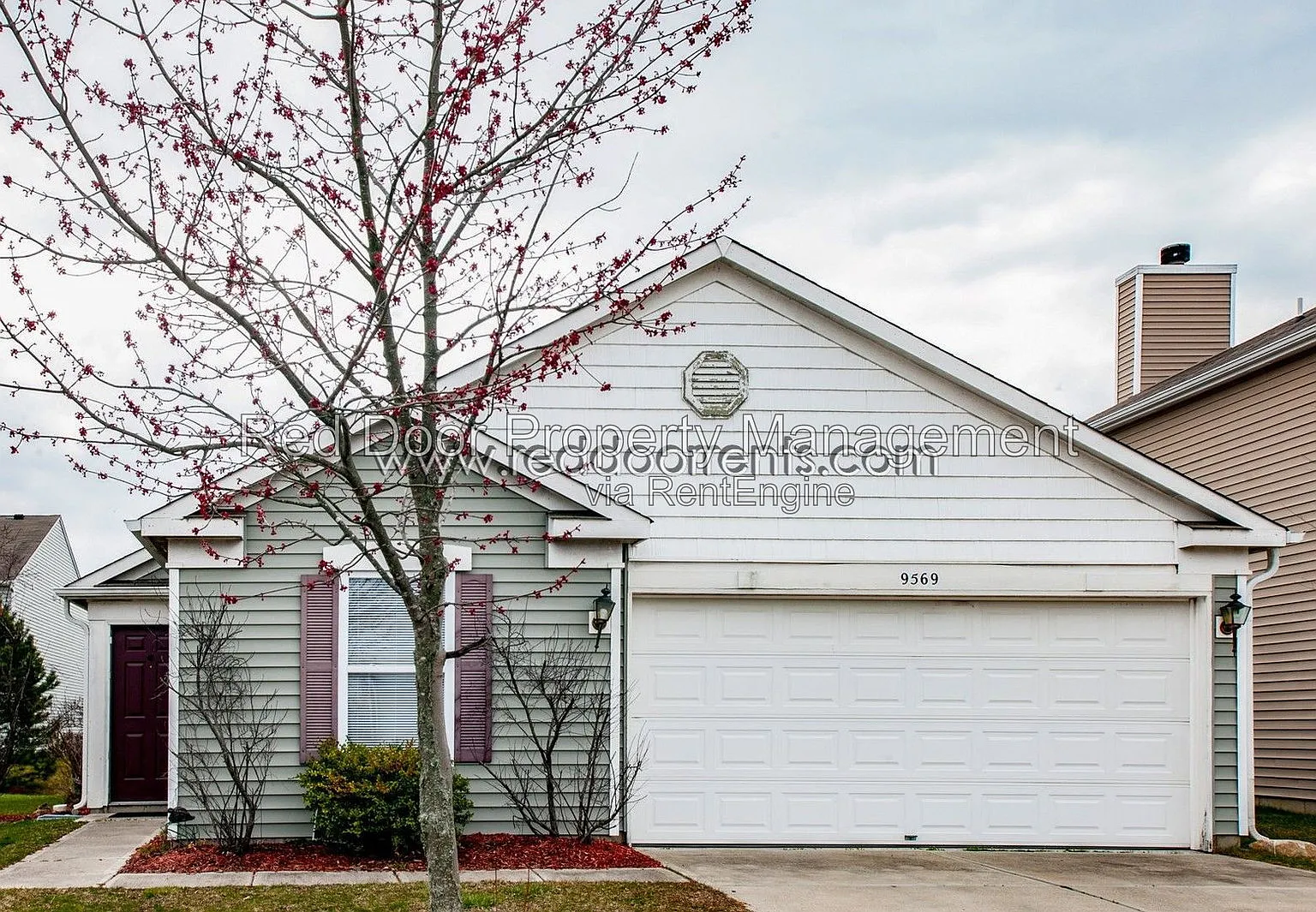 3 bed, 2.0 bath, 1208 sqft, $1,695 — Photo 1