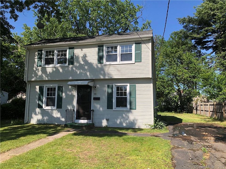 1st image of 39 Nassau Lane