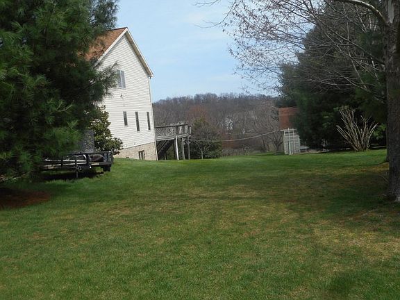 2nd image of 321 Taggart Dr