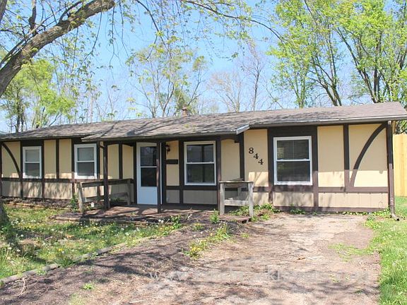 2nd image of 844 Cliffside Dr