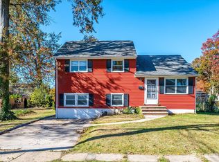 11 Heathcote Ave, Edison, NJ 08817