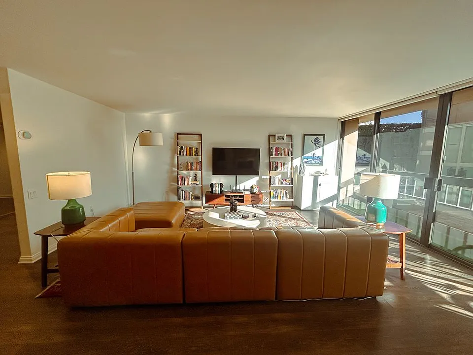 10590 Wilshire Blvd #302