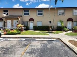 15250 SW 80th St APT 4, Miami, FL 33193