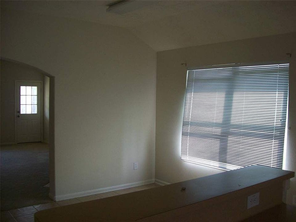2nd image of 3406 Rainport Dr