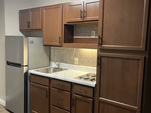 6011 New Harmony Rd Unit 6, Evansville, IN 47720