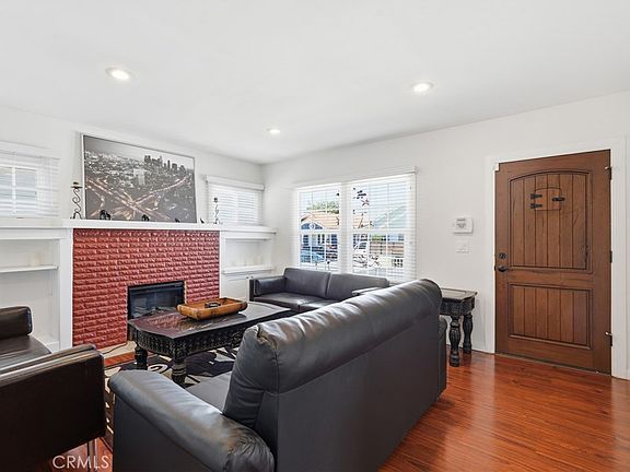 3rd image of 2267 Lime Ave