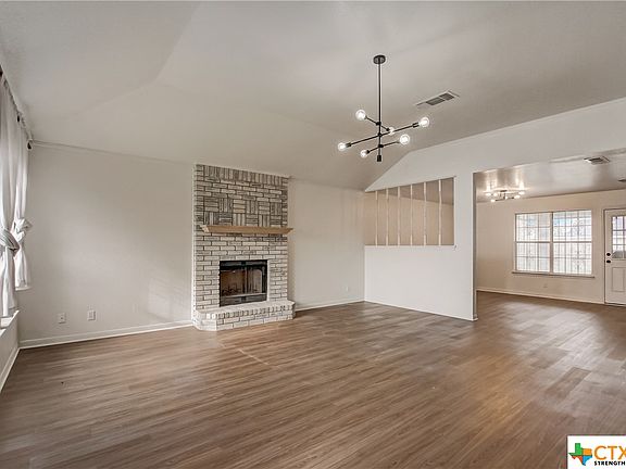 2nd image of 4311 Bluestem Ln