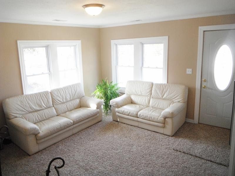 224 Bartley Ln Fulton MO Zillow