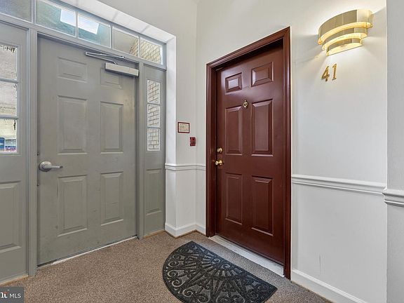 2nd image of 3323 Sir Thomas Dr Unit 3-A-41