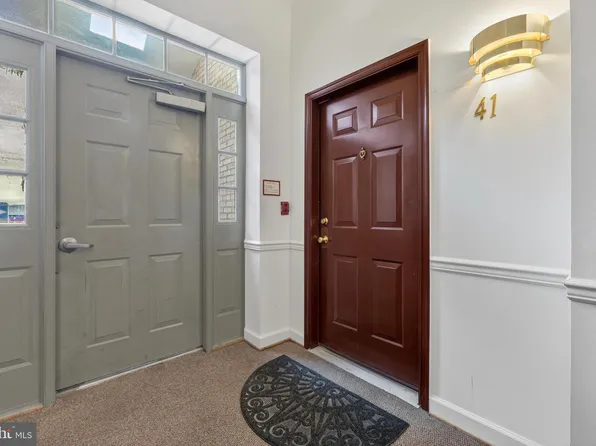 3323 Sir Thomas Dr Unit 3-A-41, Silver Spring, MD 20904