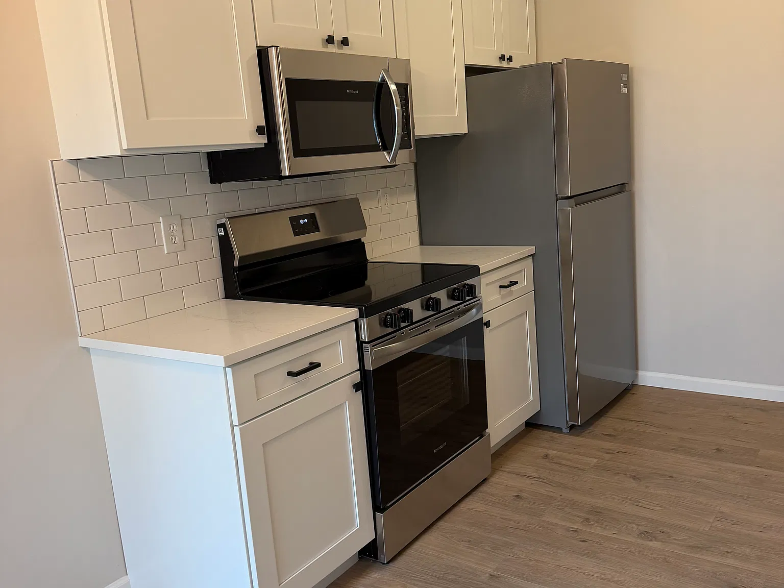 3 bed, 1228 sqft, $2,000 — Photo 4