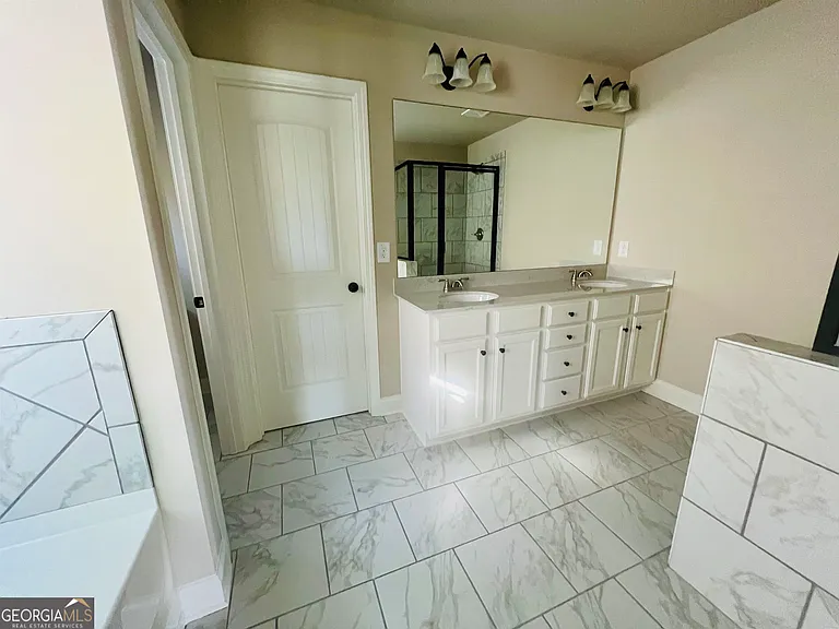 1177 Kingston Hill Dr — Photo 8