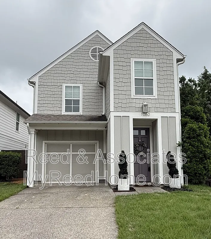 3 bed, 2.5 bath, 2303 sqft, $2,495 — Photo 1