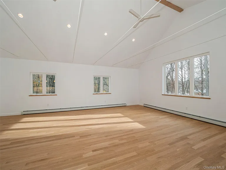 50 Old Albany Post Rd N #1 — Photo 10