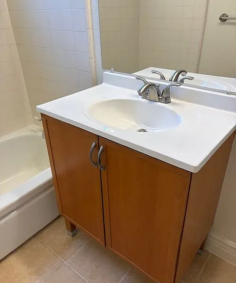 183 E Dana St — Photo 10